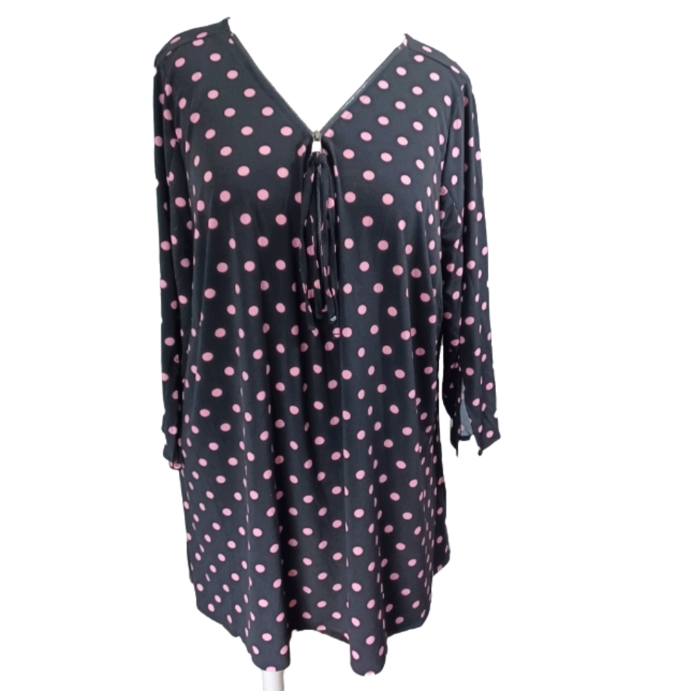 AVENUE STUDIO " LUELLA" TUNIC SIZE 26/28  NWT
